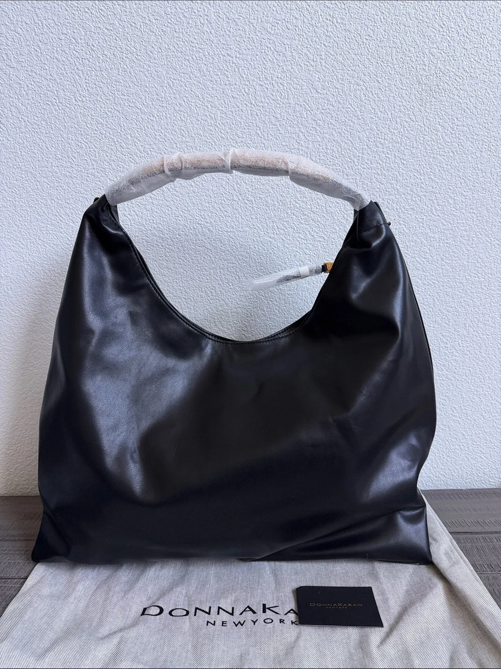 Donna Karan amply sized